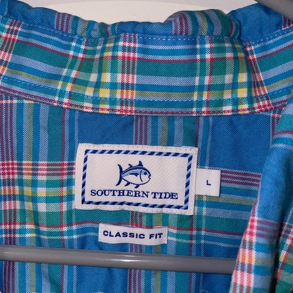 Southern Tide button down - Picture 3 of 3